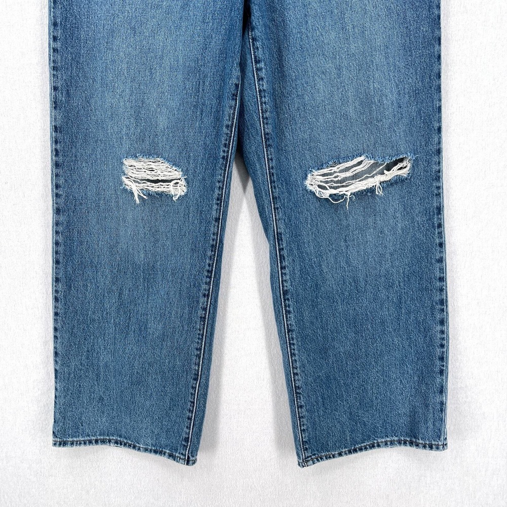 LEVIS High Waisted Straight Leg Jean Women 31 Blue Distressed Medium Wash Denim - Picture 5 of 16
